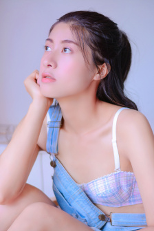 19岁女RAPPER潮水欢迎你